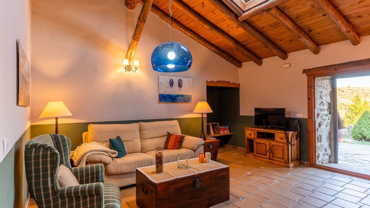 Navarredonda de Gredos Apartment | Apartment-Ensuite with Jet bath