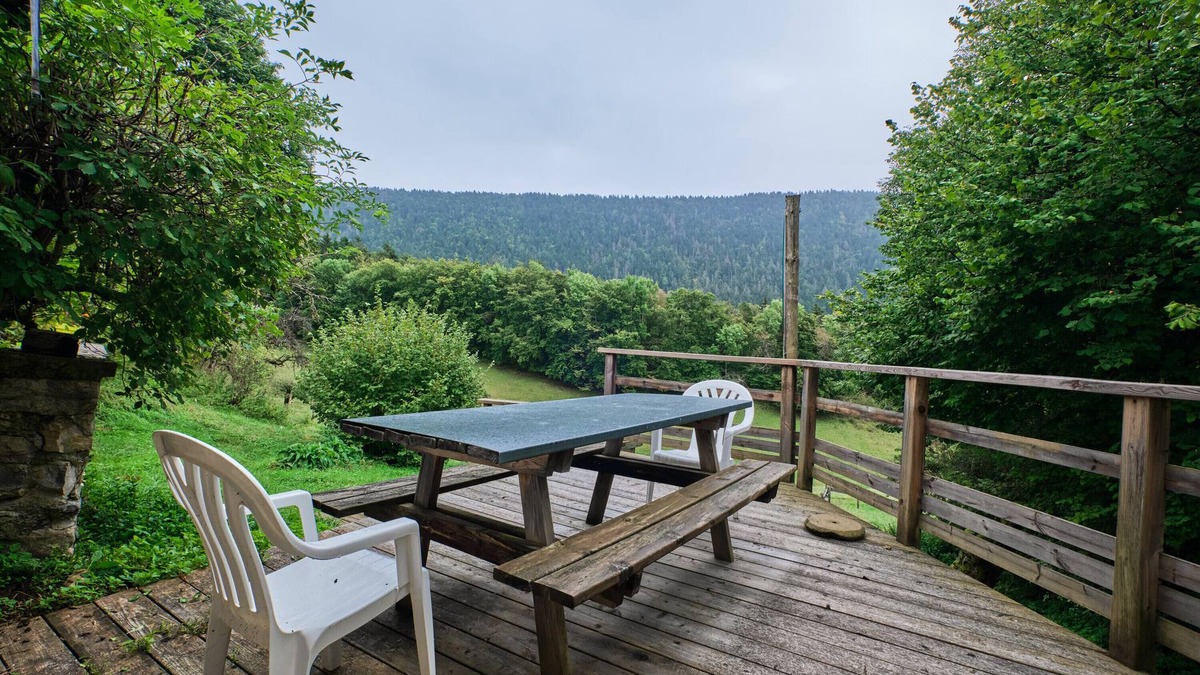 Le Sappey-en-Chartreuse Apartment | Apartment 'Gite Sappey Chartreuse' with Mountain View, Shared Garden and Wi-Fi