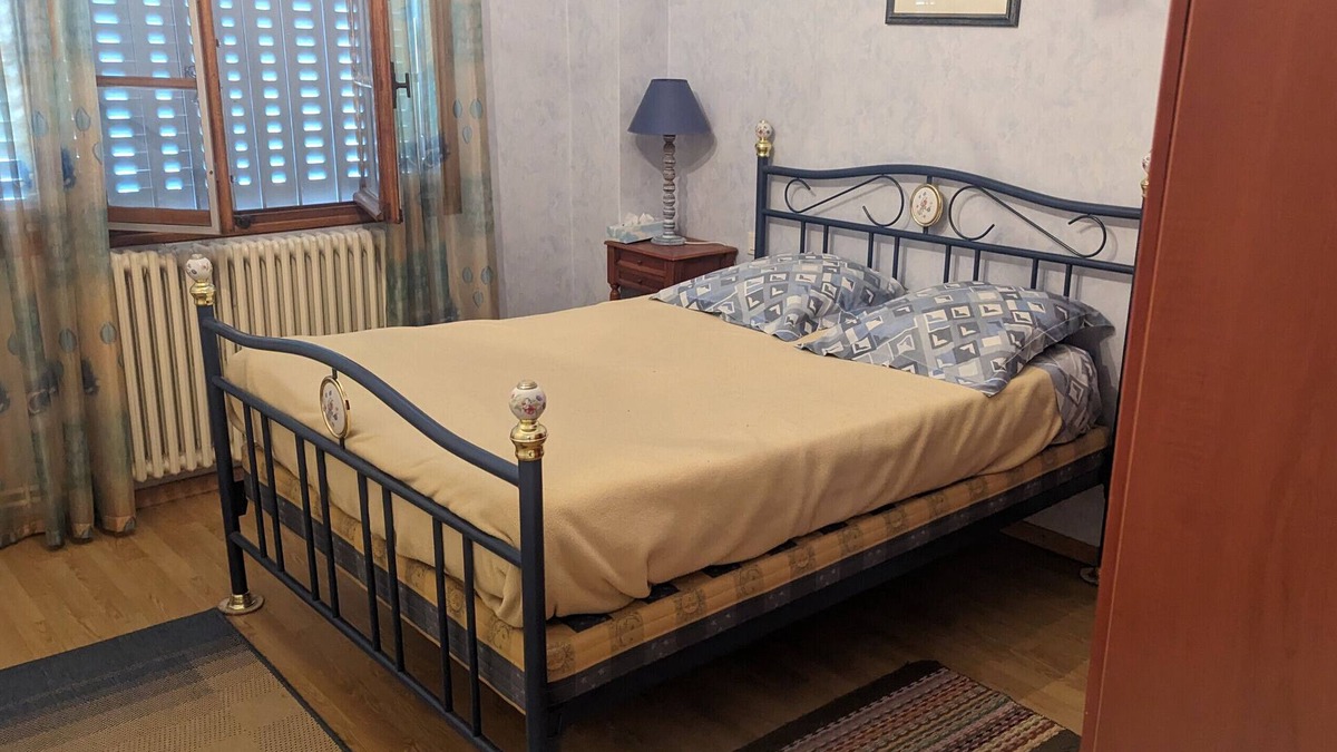 Saint-Jean-de-Maurienne Apartment | Apartment 'Appartement Rochenoir' with Mountain View, Private Terrace and Wi-Fi