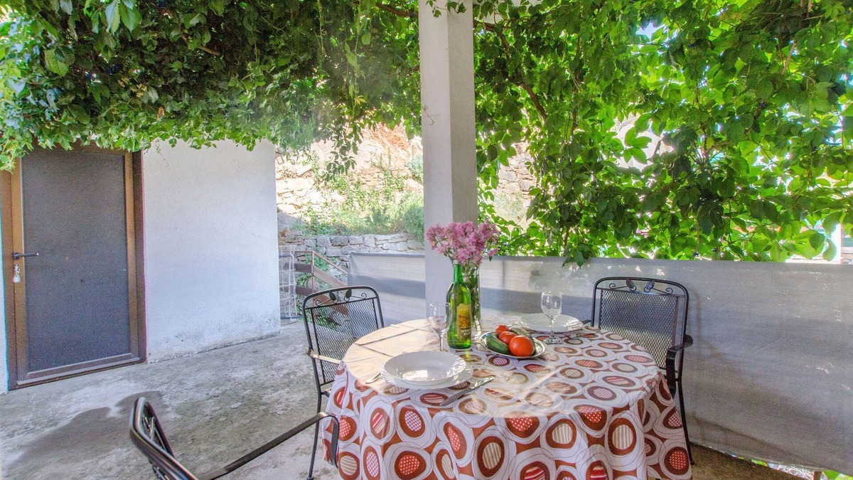 Zastrazisce Apartment | Apartments and Rooms Stjepan (31771-A3) - Zastrazisce - island Hvar