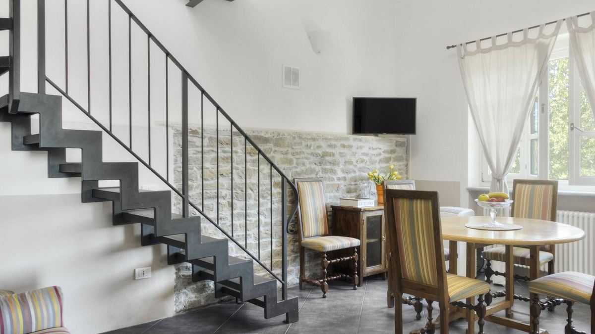 Santo Stefano Belbo Apartment | Apartment Split level