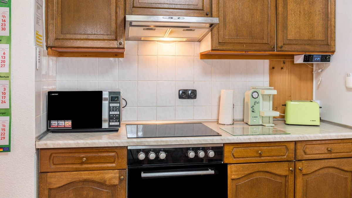 Bingen Apartment | Apartment '100 qm Wohnung Schneider Bingen' with Private Terrace, Wi-Fi and Air Conditioning