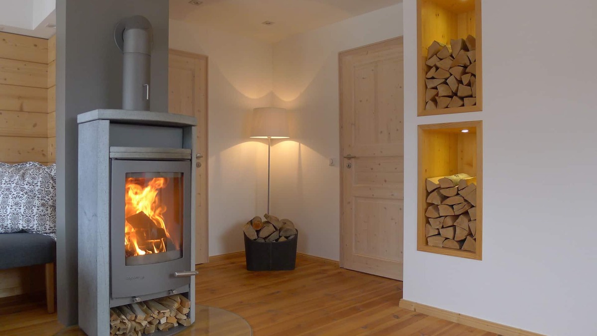 Garmisch-Partenkirchen Apartment | APARTMENT WITH BAVARIAN CHARM AND ADVANTAGES OF MODERNITY - UNWIDE FROM THE TOP SKI AREA