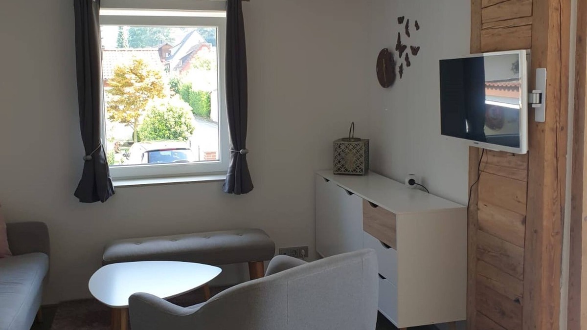 Kressbronn Apartment | Apartment 'Jakob' with Private Terrace and Wi-Fi