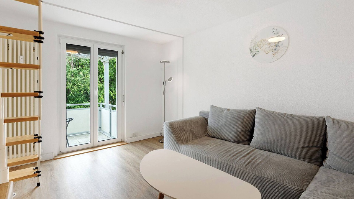 Radolfzell am Bodensee Apartment | Apartment 'Luna' with Balcony and Wi-Fi