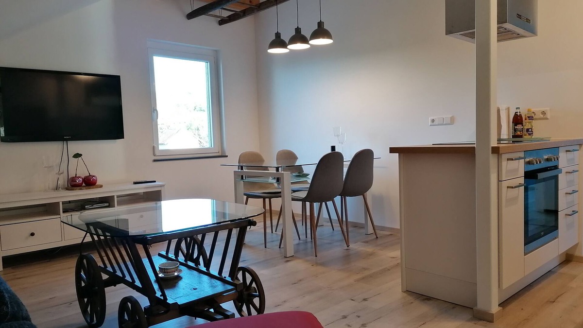 Leiselheim Apartment | Apartment Kirsche, 68qm, 2 Schlafzimmer, Max. 4 Personen