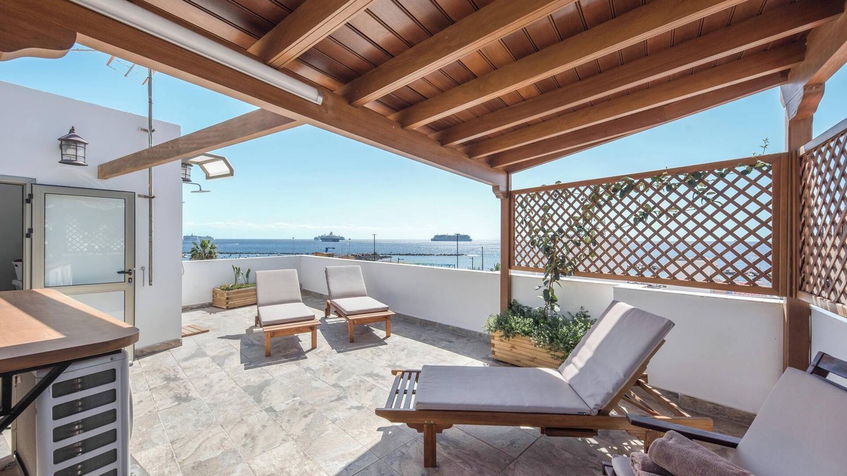 San Andres Apartment | Apartment "Casa Julia 1" close to the Beach with Sea View and Terrace