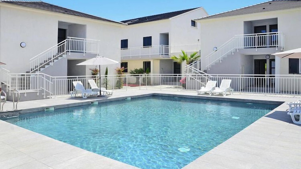 Santa-Lucia-di-Moriani Apartment | Apartment in Corsica near Sandy Beach
