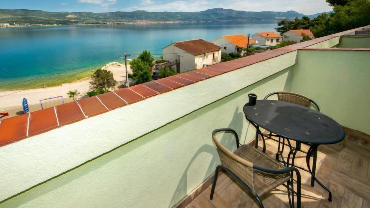Arbanija Apartment | Apartment Šarić by Interhome