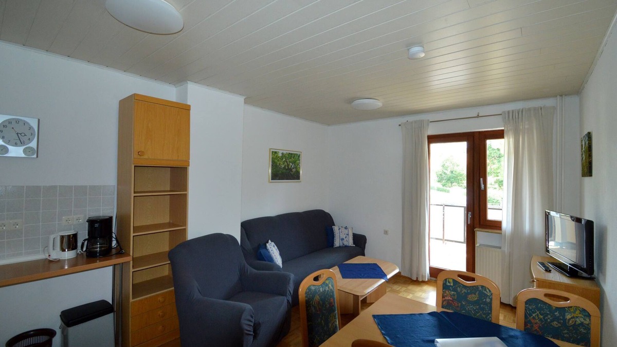 Nieder-Werbe Apartment | Apartment 1 - Apartments Arrow