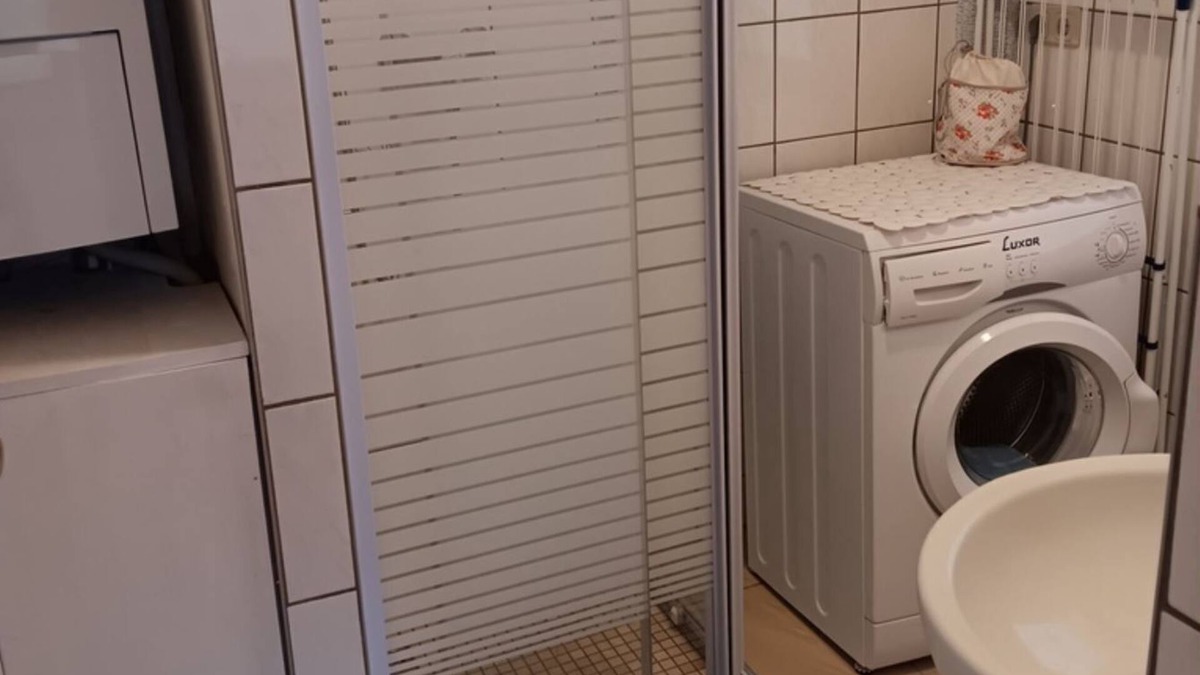 Schwarz Apartment | Apartment 1 - Guesthouse Alte Schule