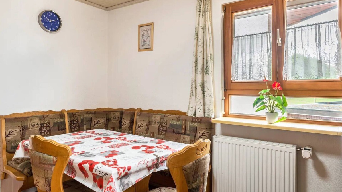 Bingen Apartment | Apartment '1 room apartment bathroom and kitchen' with private terrace, balcony and WLAN