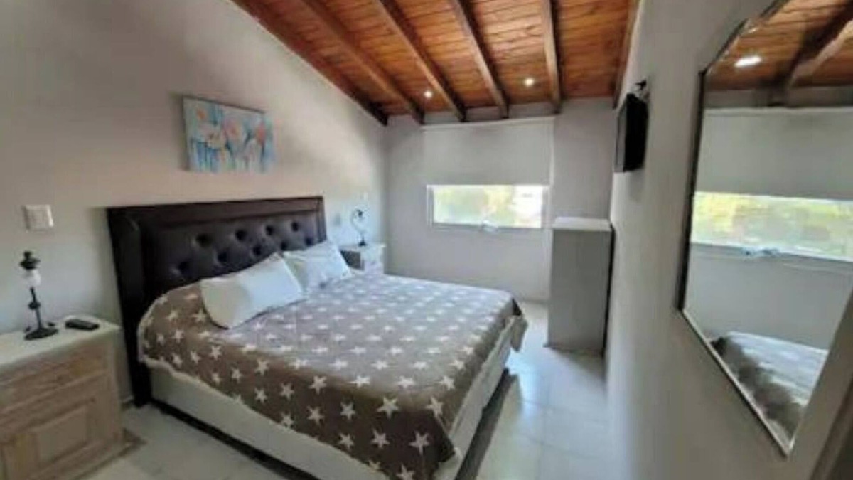 Arguello Apartment | Apartment 1-Top Floor-Manantiales Residence