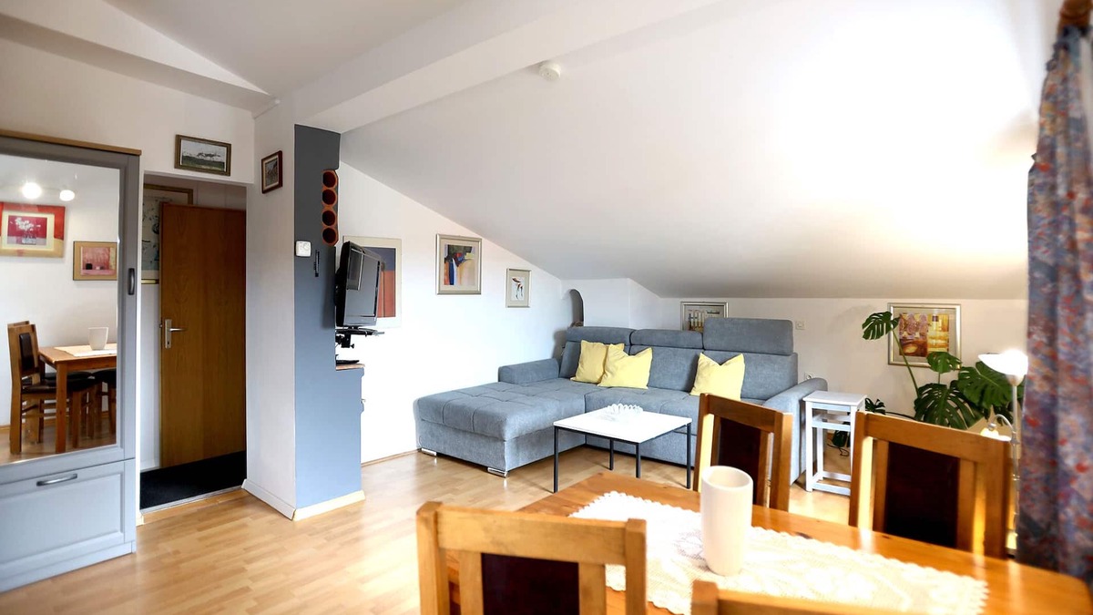 Sarsoni Apartment | Apartment 1, vacation apartment near Opatija/Rijeka from private owner, in Viskovo, in a quiet location