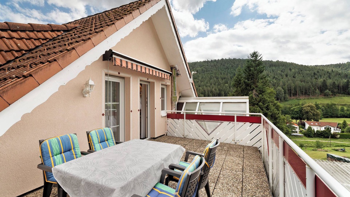 Enzklosterle Apartment | Apartment '1' with Private Terrace, Shared Garden and Wi-Fi