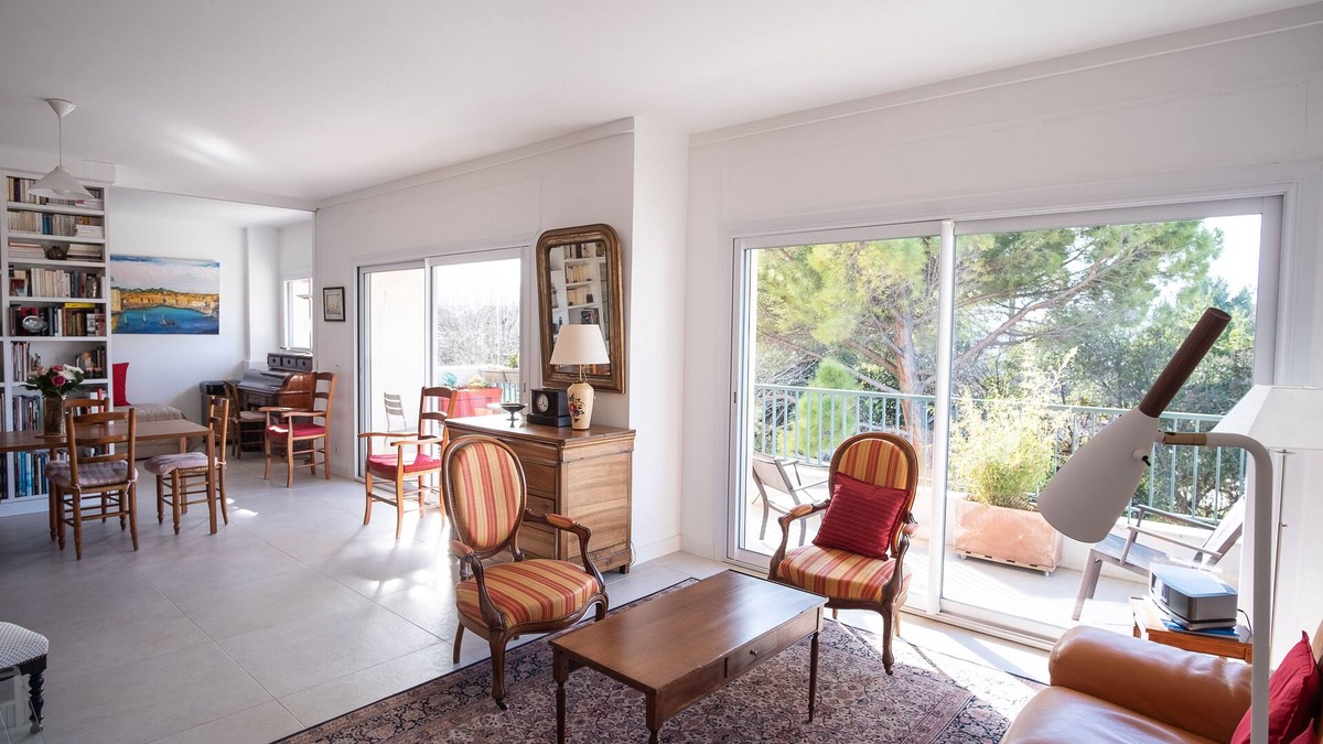 La Plage Apartment | Apartment 104 m2 standing 500m from beaches, 1Km from Ballet Nat de Marseille