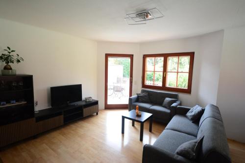 Sieghartskirchen Apartment | Apartment 12 - Geräumige Ferienwohnung im Tullnerfeld