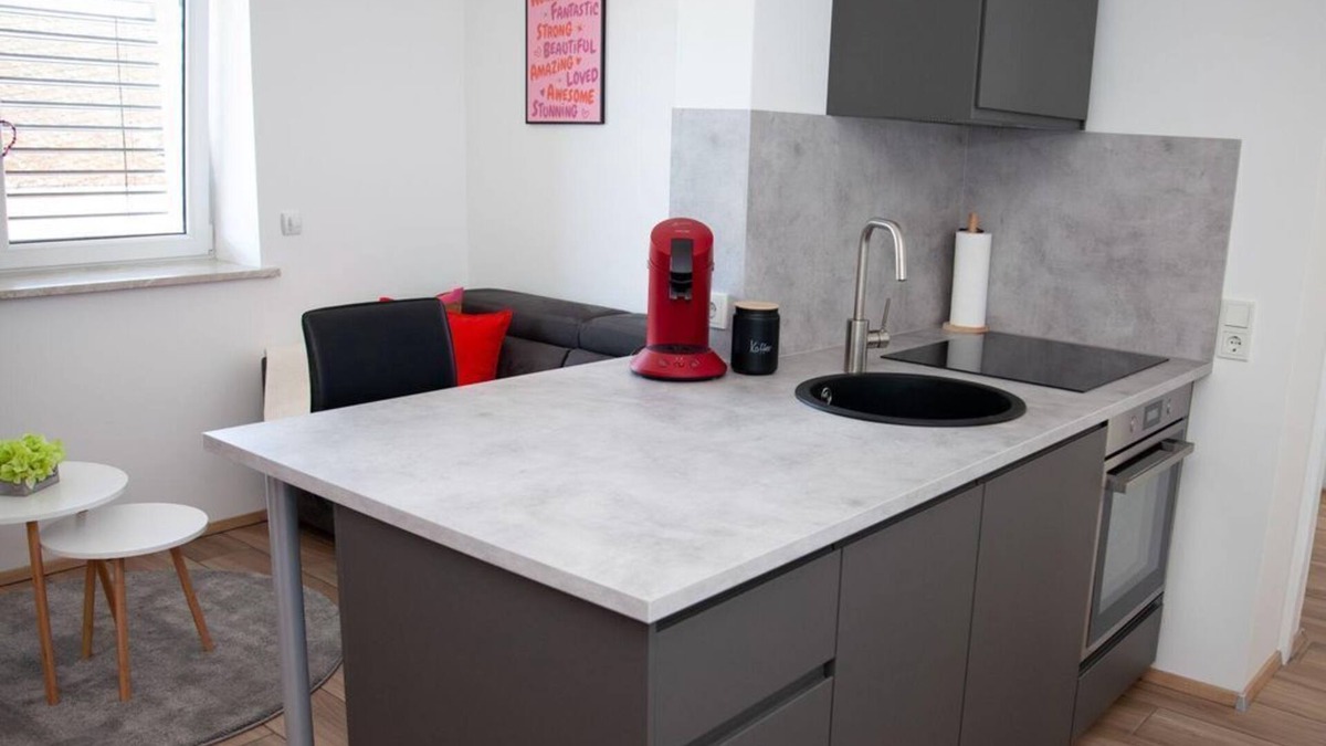 Gusterath Bed & Breakfast | Apartment 12 "Kleines Glück" - Living space Gusterath guest & boarding house