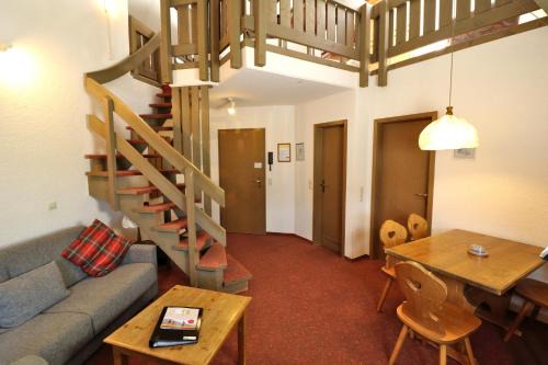 Todtnauberg Apartment | Apartment 16 - Ferienresidenz Roseneck, Galeriewohnung, mit Schwimmbad in Todtnauberg bei Feldberg
