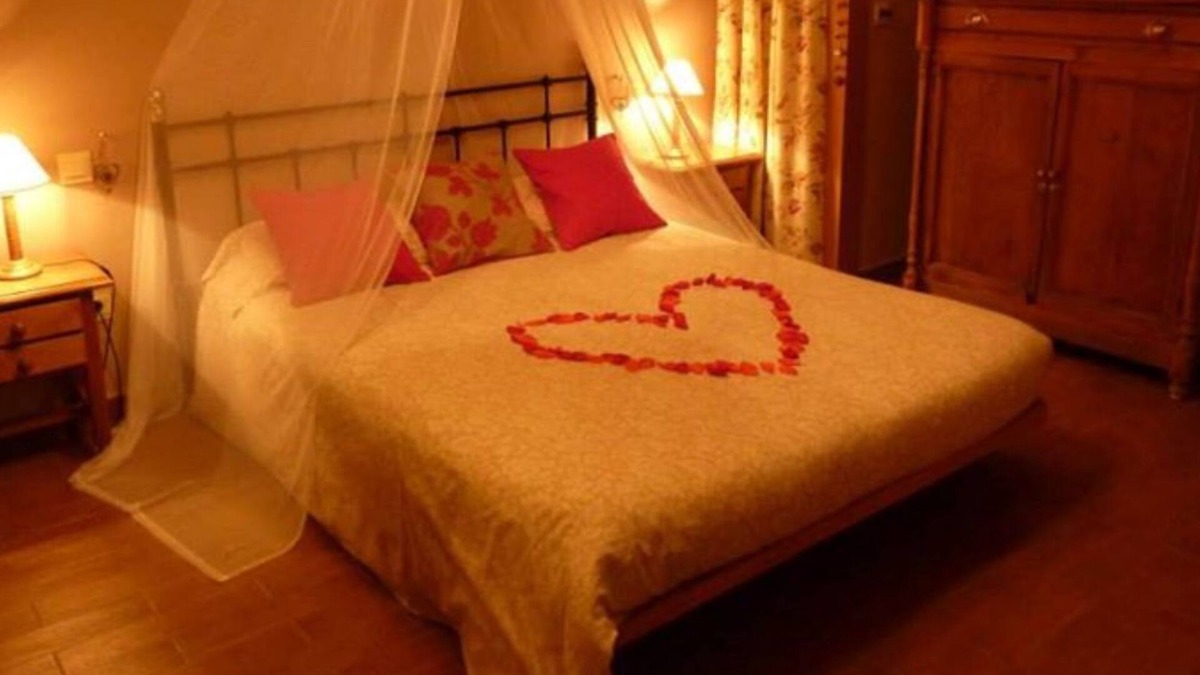 Ibero Cottage | Apartment (2+1 pax) next to the river, with pool and 10 minutes from Pamplona