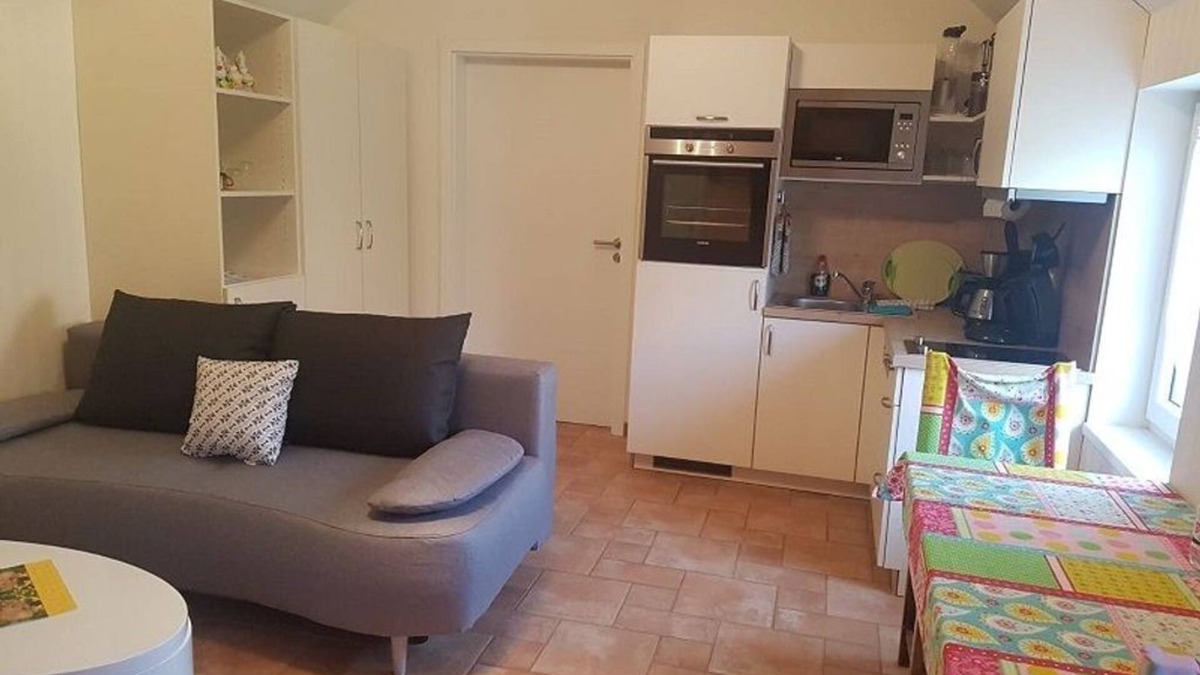 Byhleguhre Apartment | Apartment 2, bedroom, living room with kitchen, shower/WC, terrace - Spreewald-Ferienwohnung Keym