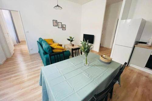 La Madeleine Apartment | Apartment ∙ 2 bedrooms ∙ 4 guests