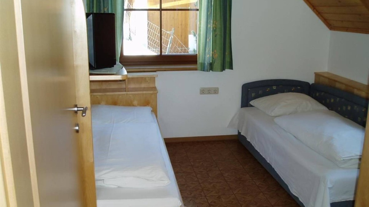 Edlbach Apartment | Apartment/2 bedrooms/shower, WC - Ausflugshotel Huttersberg
