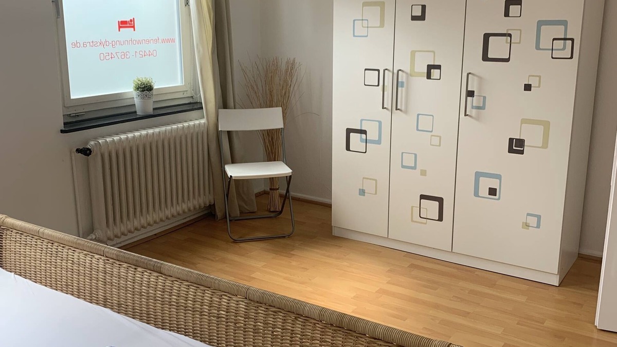 Heppens Apartment | Apartment 2- Central but quiet, near the beach with optimal shopping