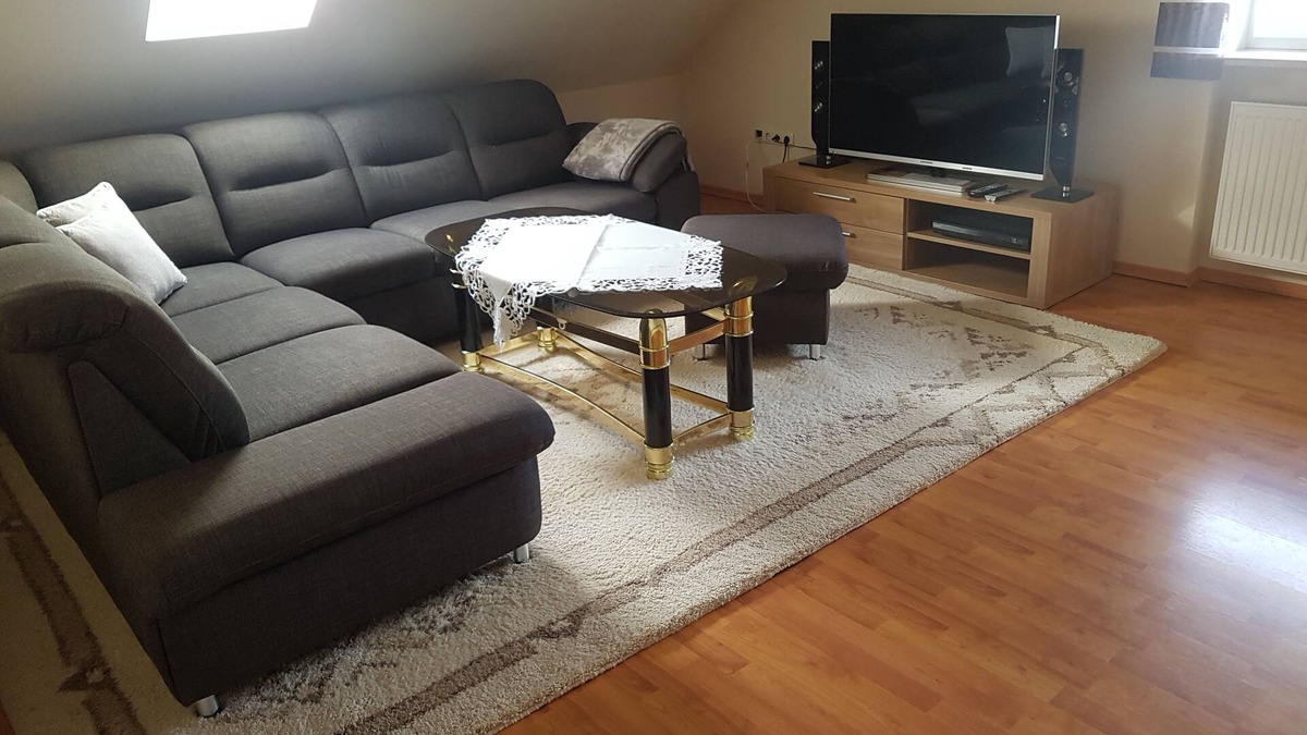 Sulzbach-Rosenberg Apartment | Apartment 2 rooms near Su-Ro, directly on the 5 rivers cycle path for 2 persons