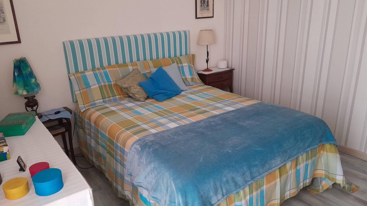 Lake Bracciano Apartment | Apartment 2 double bedrooms, 2 bathrooms, lake view, garden, 5 minutes from center.