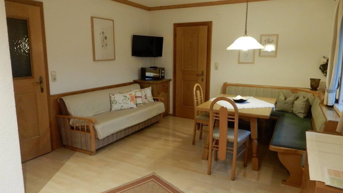 Kramsach Apartment | Apartment 2 - House Ellmaier