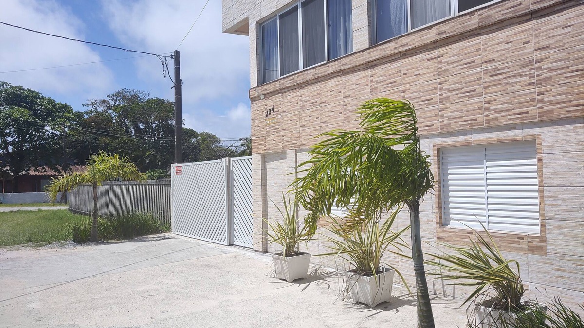 Pontal do Sul House | Apartment 2 near the beach and Ilha do Mel