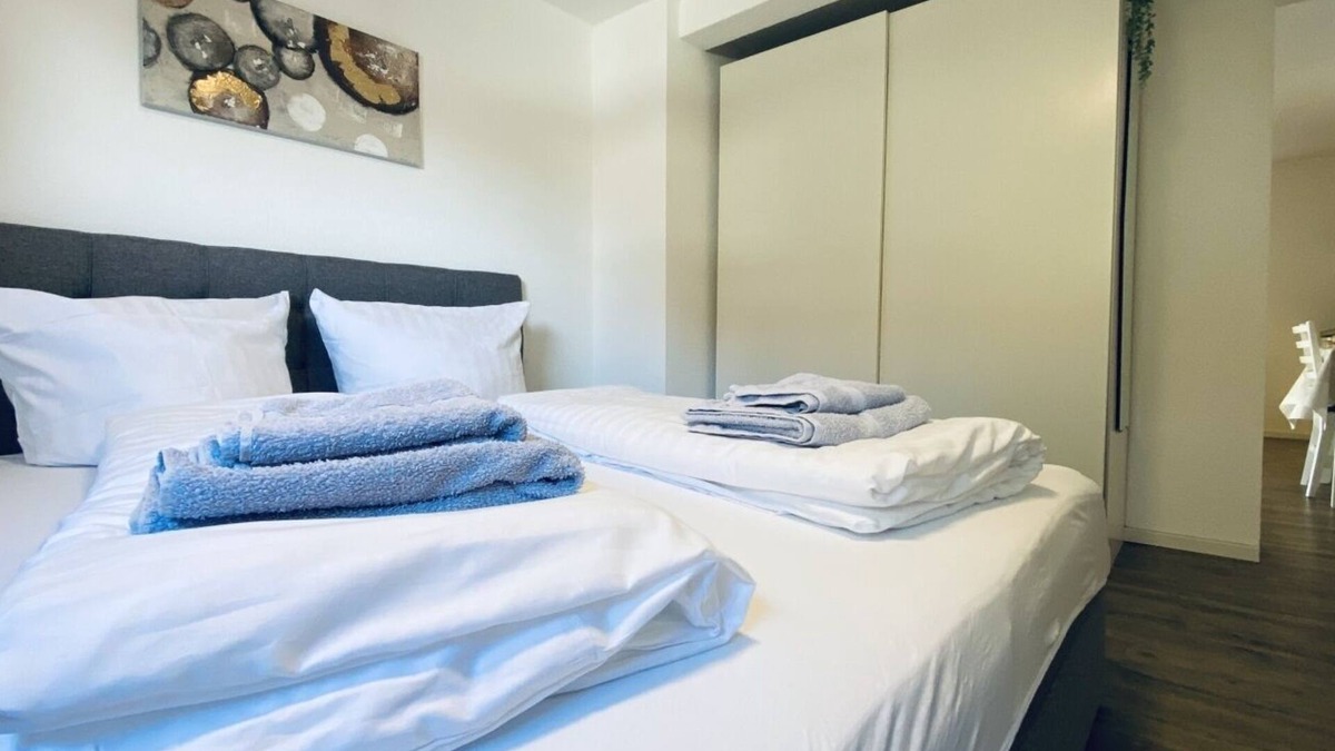 Schmieheim Apartment | Apartment 2 with covered parking lot near the Europapark