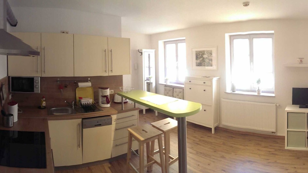 Erfurt Old Town Apartment | Apartment 2 Yarrow/1st floor maisonette - Holiday apartments in the house Zur güldenen