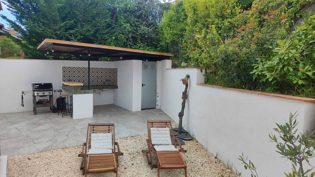 Premia de Dalt Apartment | Apartment 20 km from Barcelona, enjoy the beach and mountains