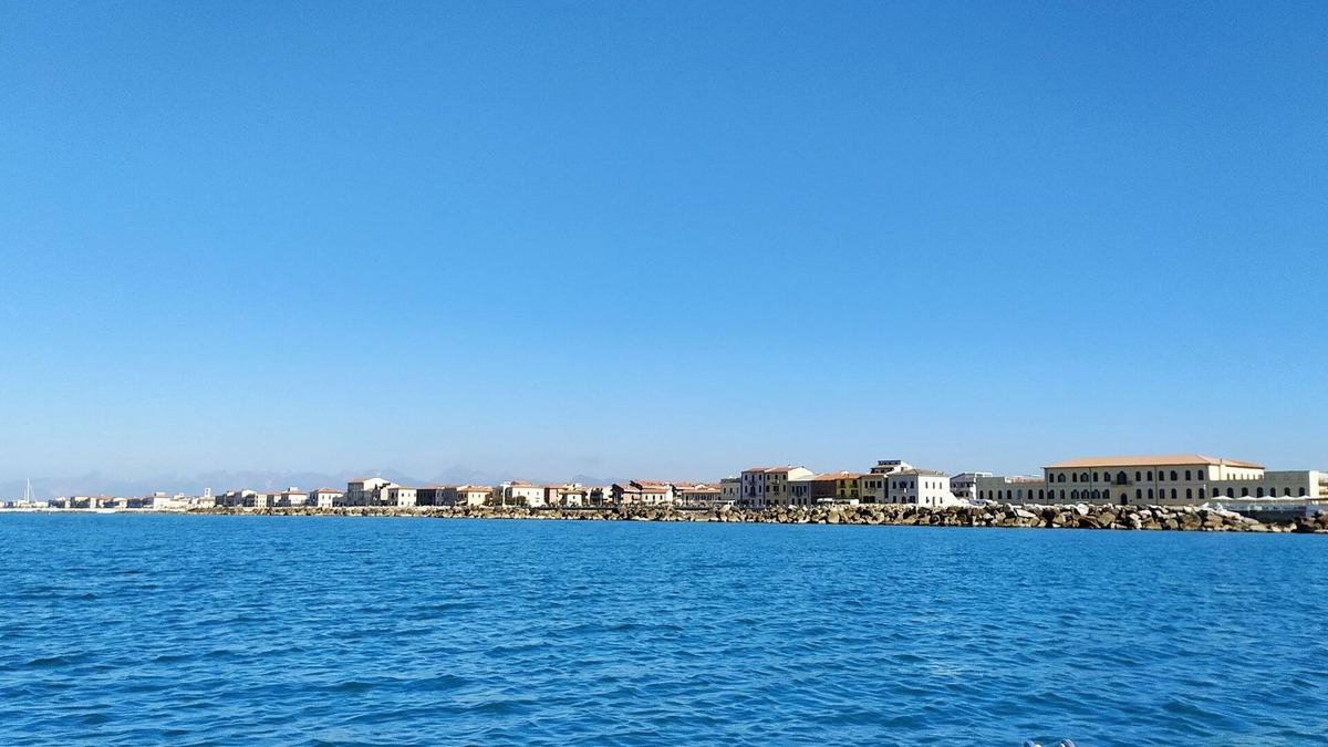 Marina di Pisa Apartment | Apartment 20 m from the sea.