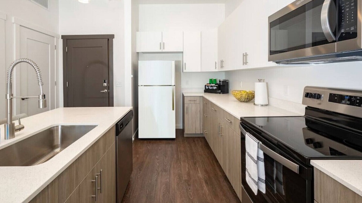 North Salt Lake Apartment | Apartment 2107 · Luxury style 1 bed 1 bath apartment