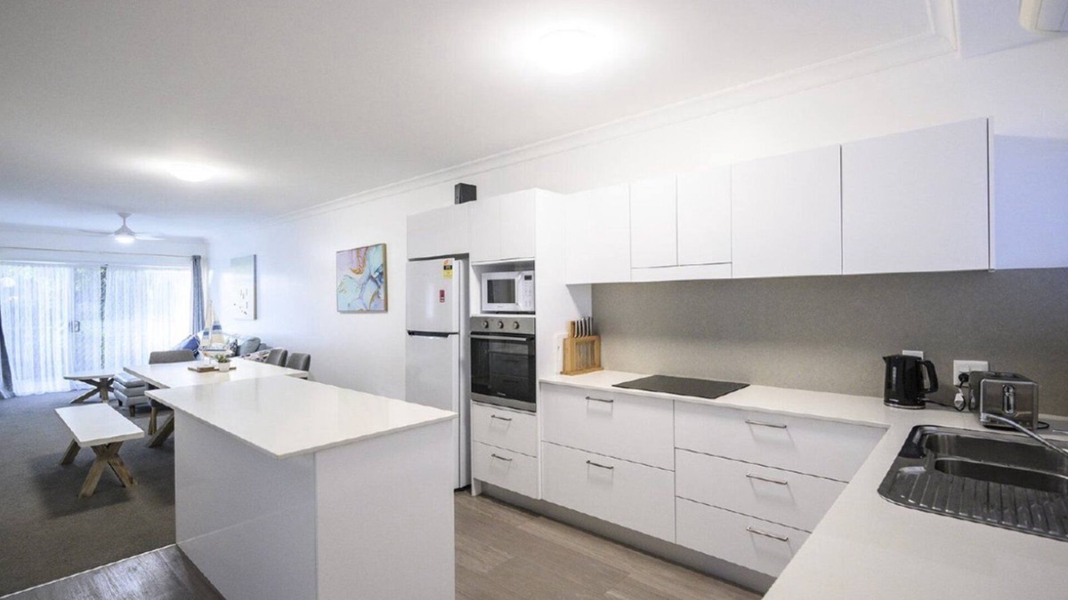 Old Bar House | Apartment 27@ The Meridian