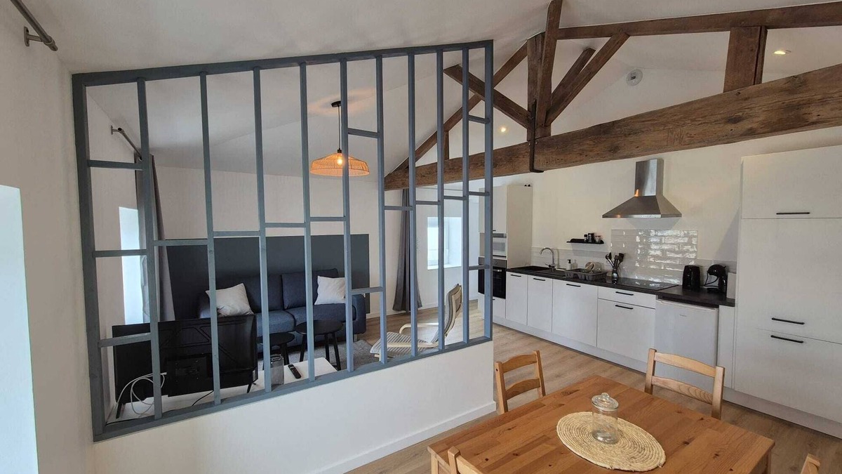 La Gaubretiere Apartment | Apartment 3: Eleanor