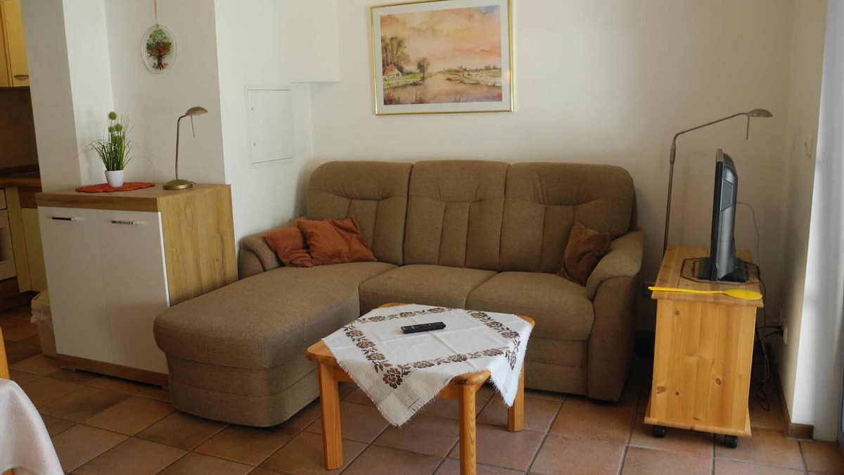 Putbus Apartment | Apartment 3 - Holidays from the I Fam. Roman Kurth/TZR