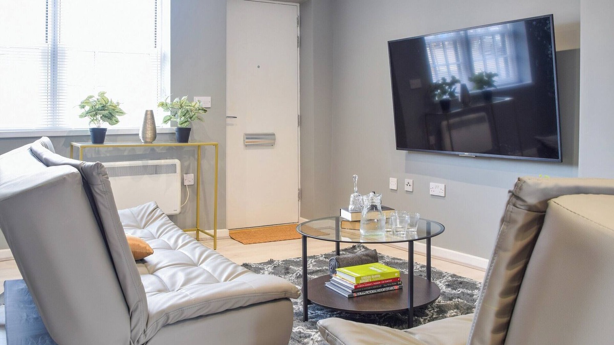 Burslem Apartment | Apartment 3 - UK50137