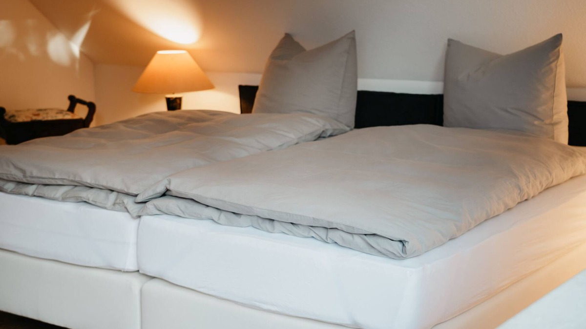Braeunlingen Apartment | Apartment '3' with Balcony and Wi-Fi