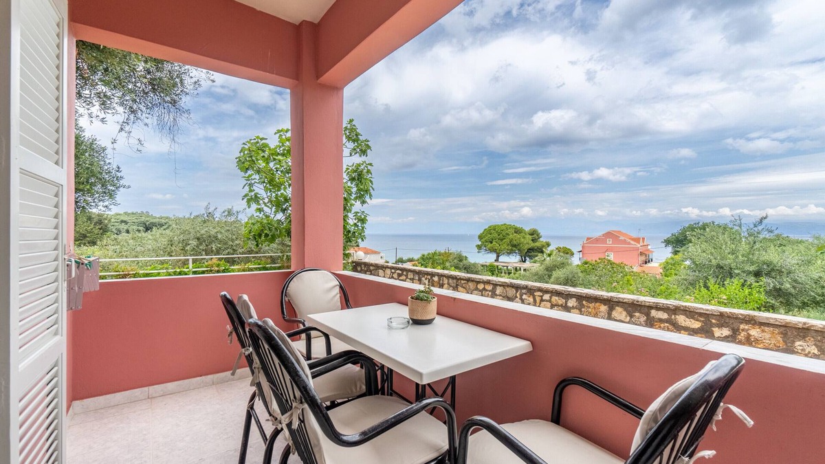 Astrakeri Apartment | Apartment '3' with Sea View, Wi-Fi and Air Conditioning