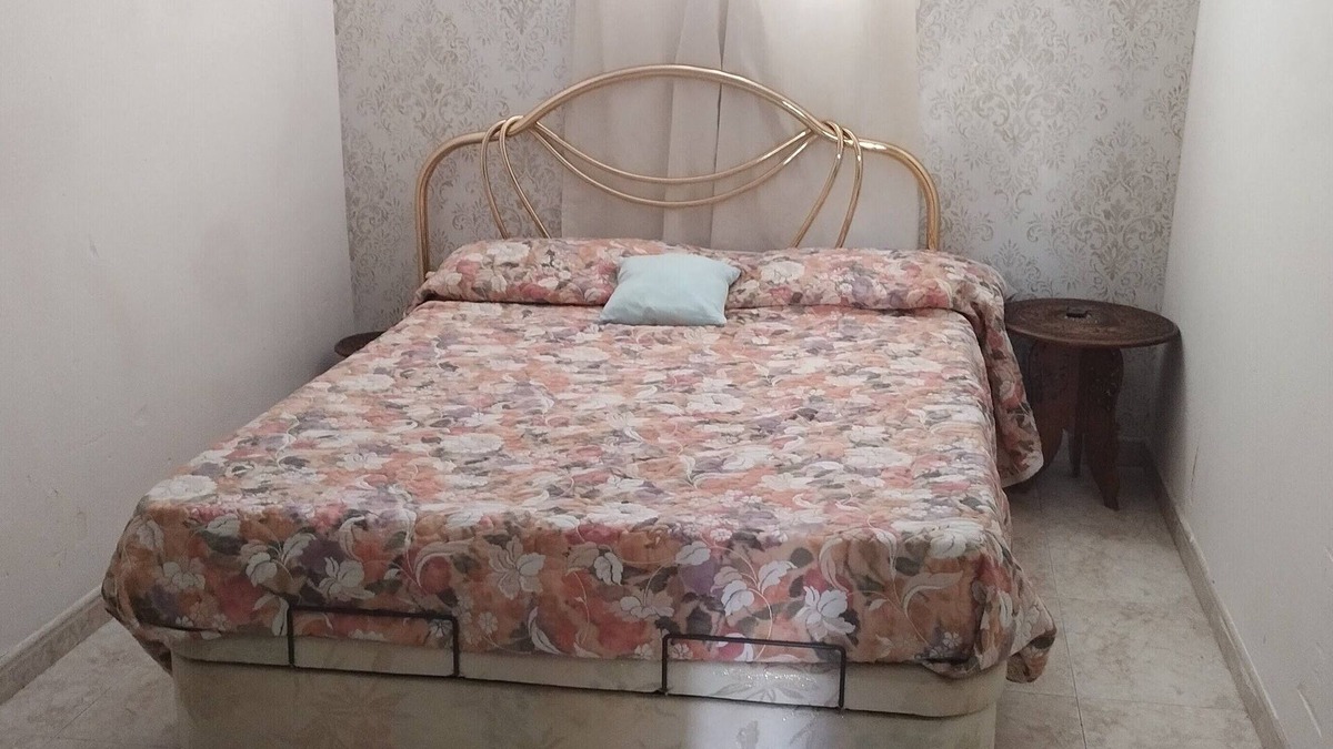 Granollers Apartment | Apartment 30 minutes by train from Barcelona city center