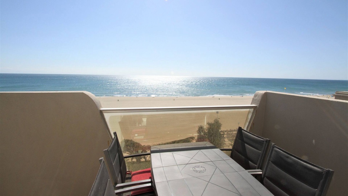 Le Grand Large Apartment | Apartment 4 people on the seafront