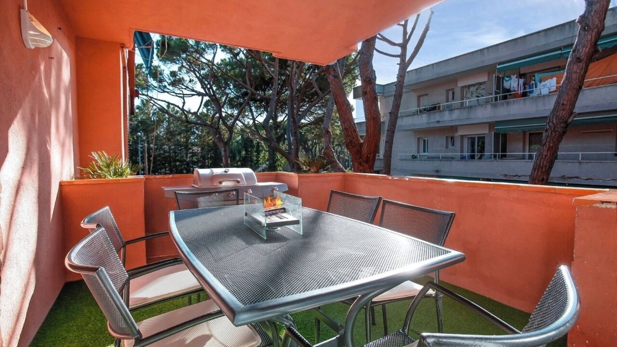 Castelldefels Apartment | Apartment-4people-Parking-Castelledefels-Bikes-Bbq