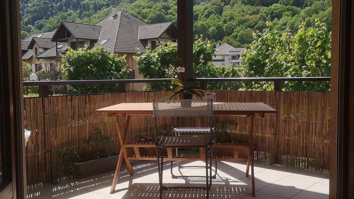 Sevrier Apartment | Apartment 5 minutes' walk from the beach