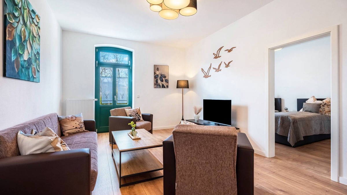 Porschdorf Apartment | Apartment '5' with Private Terrace, Shared Garden and Wi-Fi