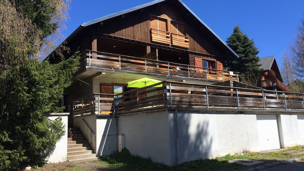 Ax-les-Thermes Apartment | Apartment 55m2 in chalet at AX 3 domaines - 3mn from the slopes, Large terrace