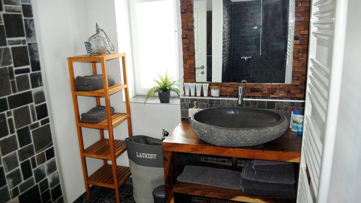 Reinbek Apartment | Apartment (56 m²) in the metropolitan region of Hamburg and yet idyllically located